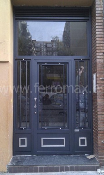Fotos Puertas metálicas - Ferromax, trabajos en Hierro, Acero Inox y Forja